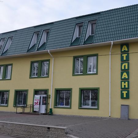 Atlant Hotel Ostroh Exterior photo